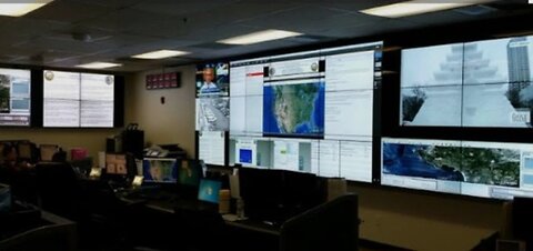 Attending prayers (Ops room) June 2005