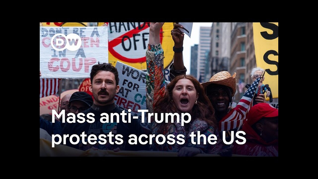 Hundreds of thousands protest against Donald Trump's radical politics