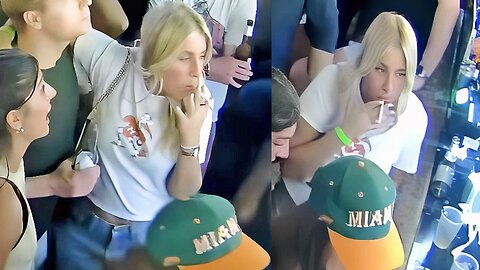 Candid Sexy Smoking Woman 765