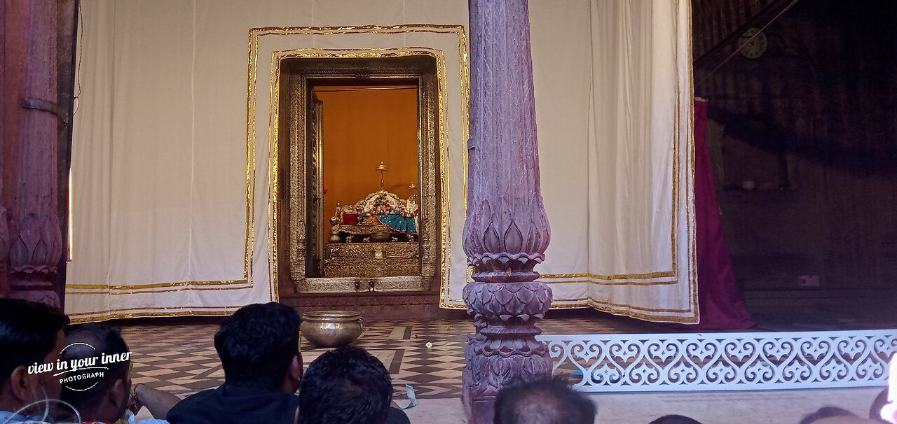 Darshan of vrindavan thakur(shri krishna) 3 forms