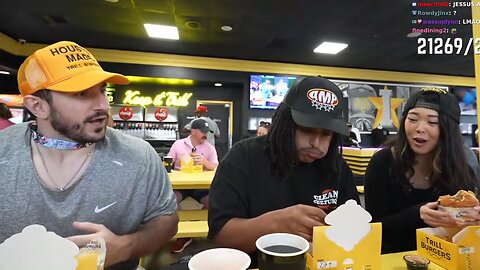 ExtraEmily & FaZe Kaysan Watch in Disbelief as Agent 00 Ate a Whole Burger in 10 Seconds