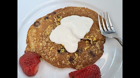 Healthy Blueberry Oat Pancakes for You & Your DOG! Gluten Free & Dairy Free
