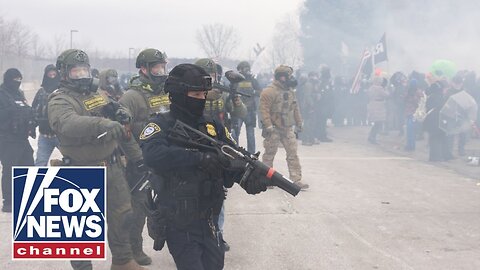 Pentagon Readies 1,500 Troops as Minneapolis ICE Clashes Intensify