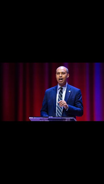 VA Students Protesting TPUSA With 'We Don't Tolerate Hate' Sign Asked How They Feel About Jay Jones