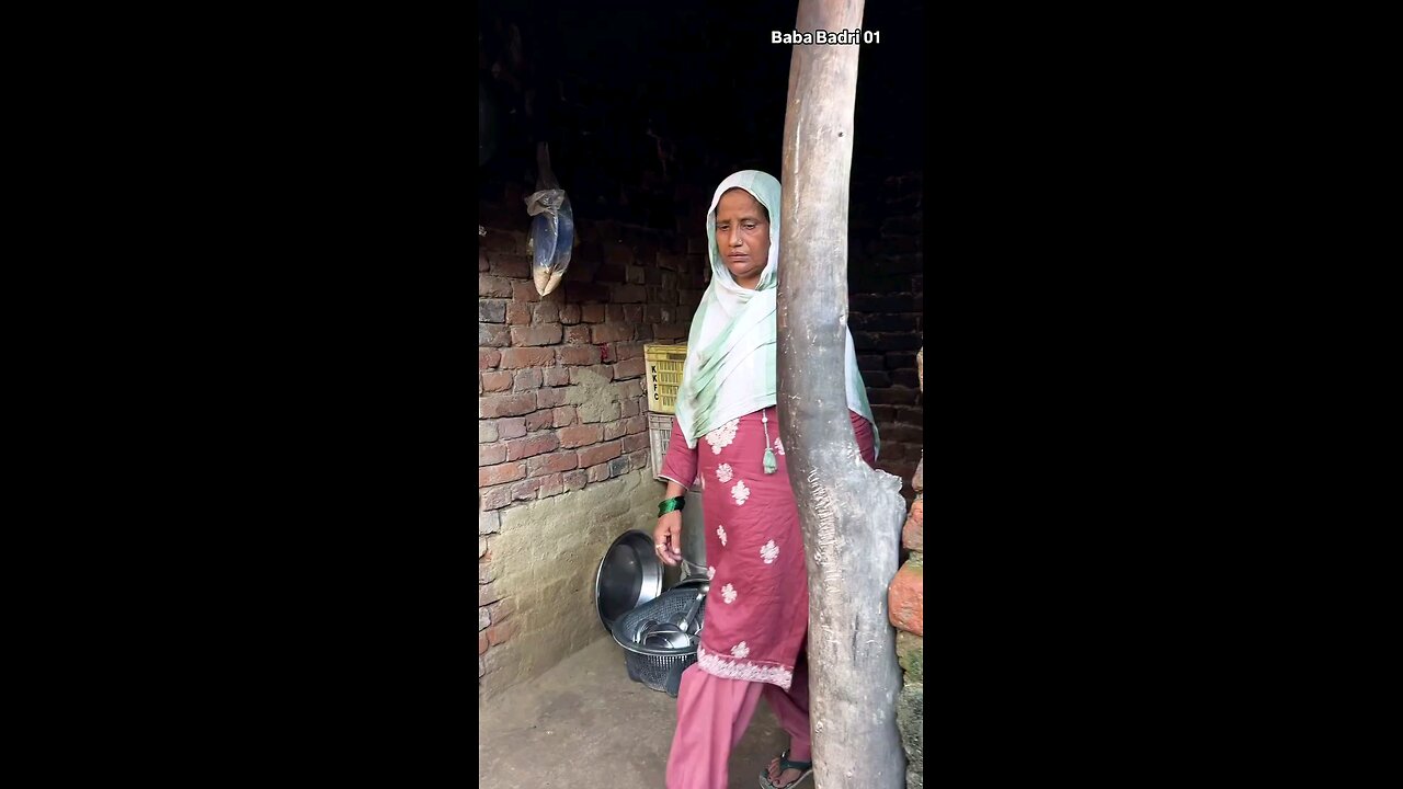 कहा से मोटी दिख रही हु