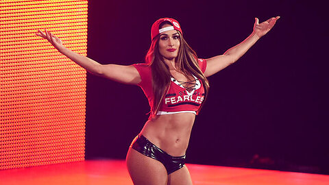 Nikki Bella makes her surprise return: SummerSlam 2016 @0vikash