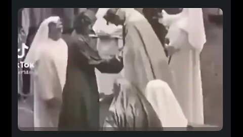 Rare video of Queen Elizabeth (then Princess Elizabeth) being initiated as a Druid in 1946
