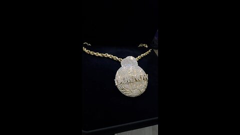 Custom chain + pendant for DoKnow