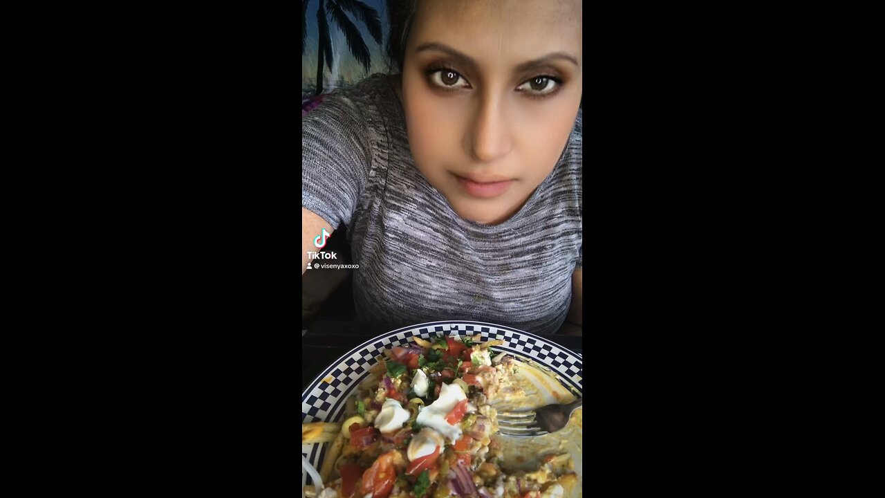 Let’s eat loaded fries part 2
