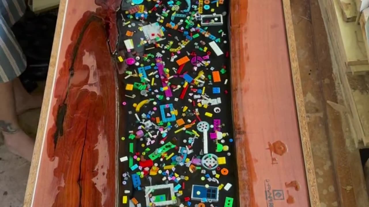🛠️ Final Layer & Resin Pouring on the LEGO Coffee Table | DIY Masterpiece