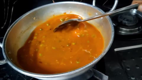 Mudakathan keerai sundakai kara kuzhambu