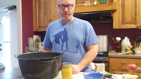 How to make and Water bath Can Applesauce for long term Food Storage