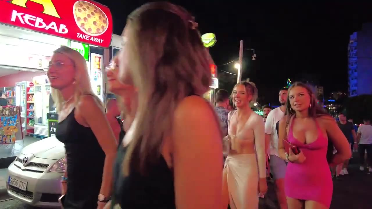 What Magaluf REALLY Looks Like at Night 🇪🇸