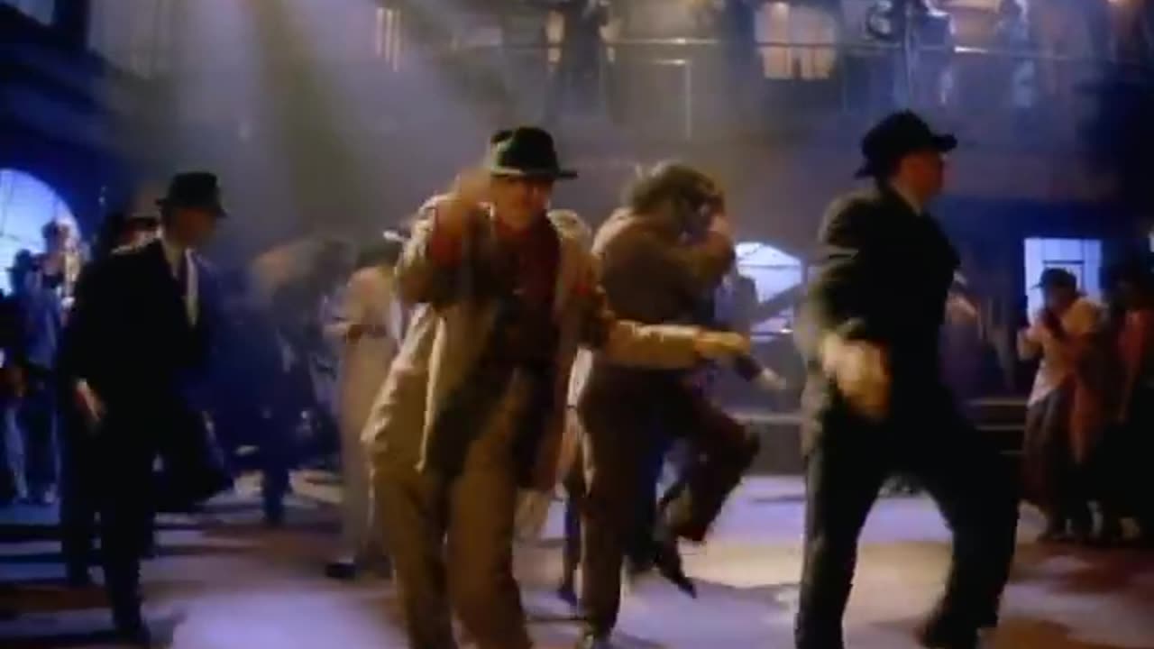 Michael Jackson - Smooth Criminal (Official Video)