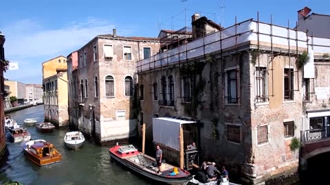 Scaffolding goes up in Venice to save Banksy's migrant mural