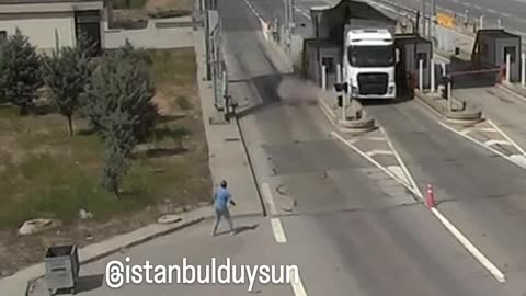 Why You Should NEVER Speed Through Toll Gates! 🚧🚗