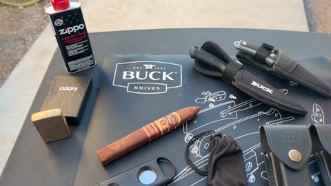 Oliva Serie V Melanio and Buck Knives