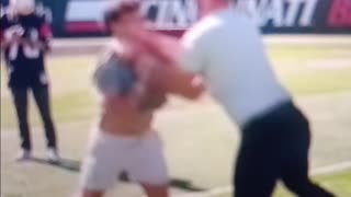 Former nfl lineman vs college player