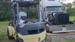 INSTALLING THE NEW RADIATOR ON THE FREIGHTLINER CLASSIC