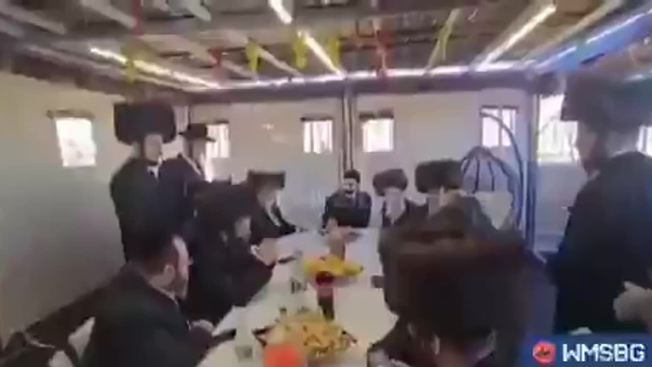 DER NEUE BÜRGERMEISTER VON NEW YORK. Es ist eine riesige Show und WIR sind das Publikum.