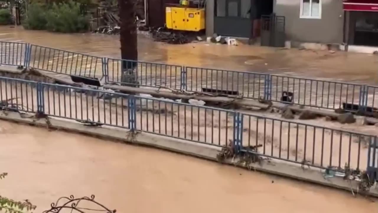 PRUDKÉ LIJÁKY V TURECKU 23.10.2025