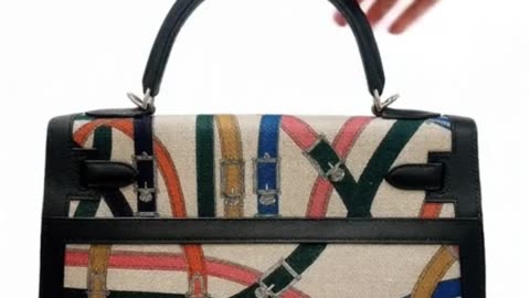 HERMÈS Kelly 32 Cavalcadour Handbag