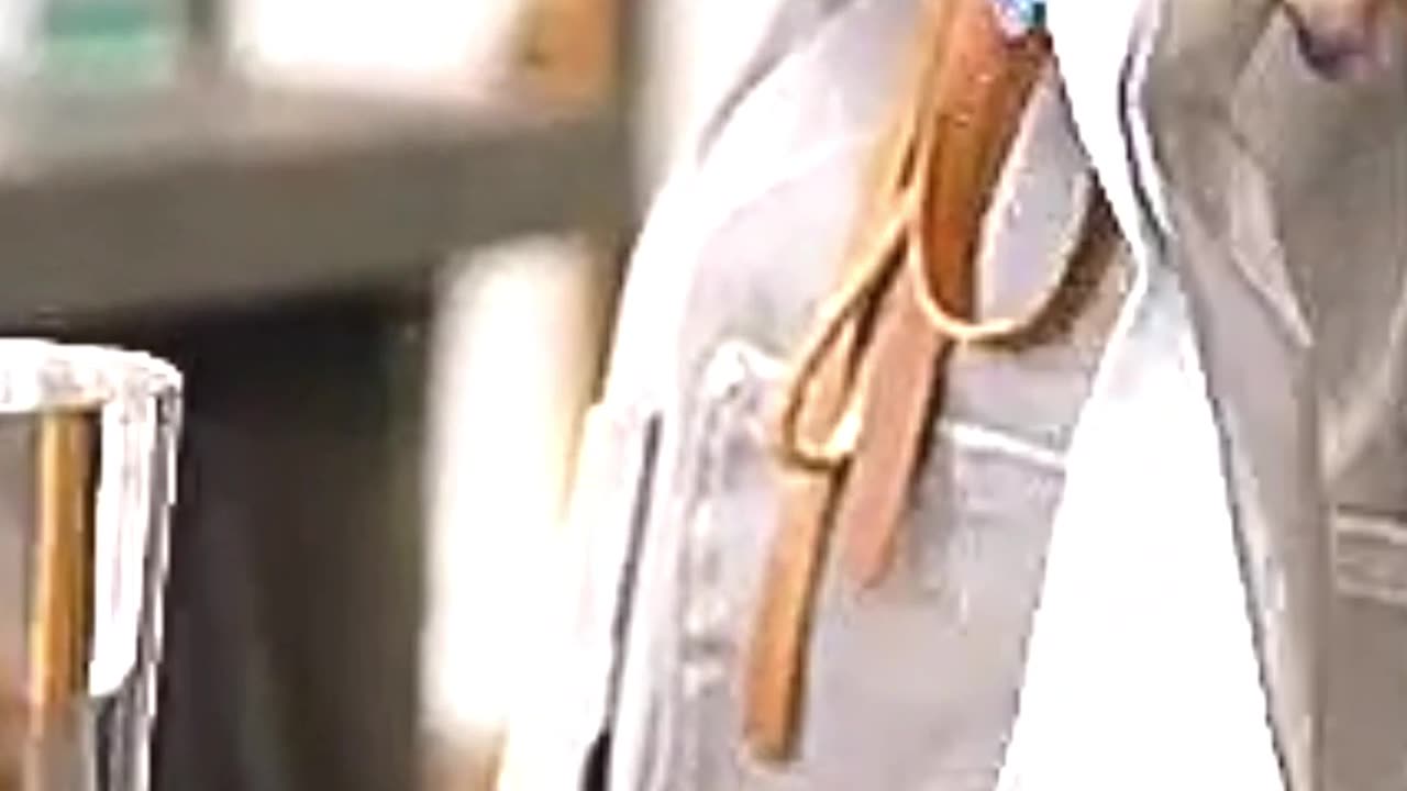 Why People Pay $7 for Starbucks?