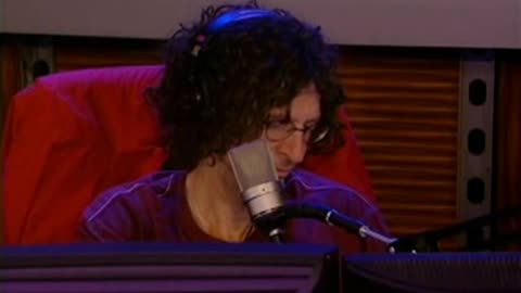 Elegant Elliot Offen Threatens Gary - 10-19-06