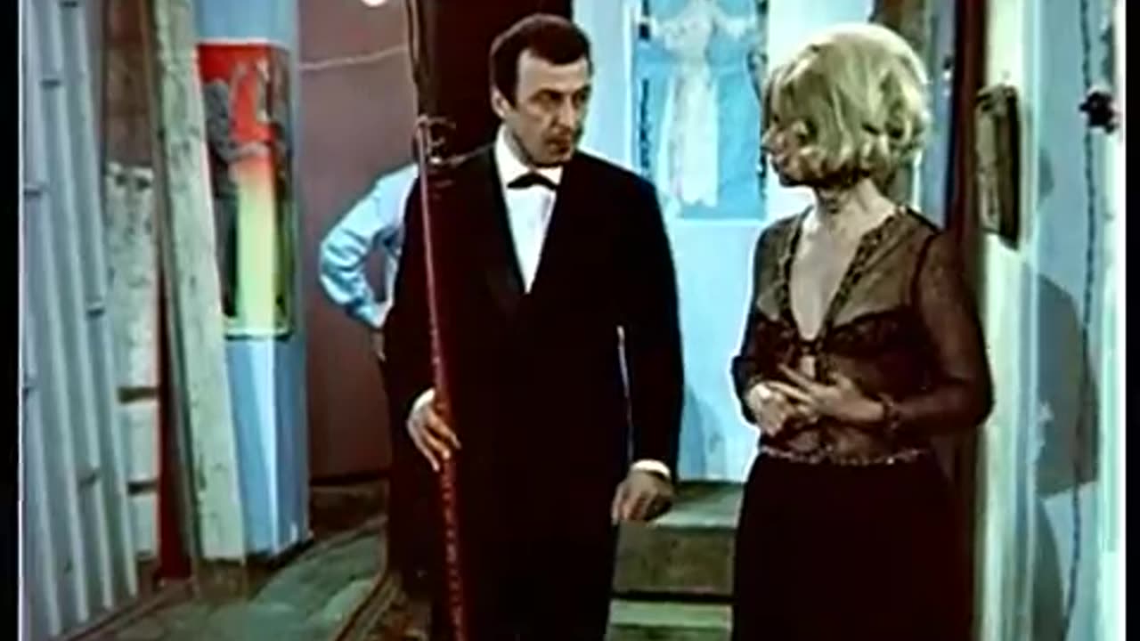 Menekşe Gözler