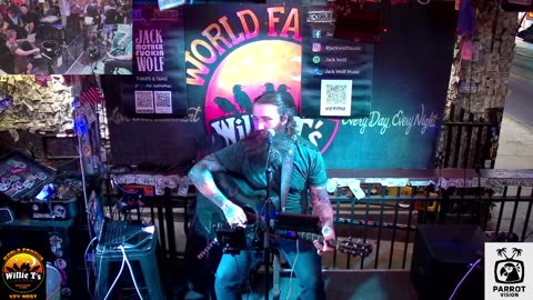 LIVE Music Everyday!