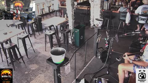 LIVE Music Everyday!