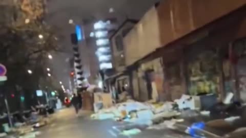 German girls are shocked by what they see in Paris on their way to their hotel.