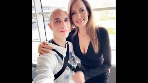 ANGELINA JOLIE KISSES ME ALL OVER AGAIN