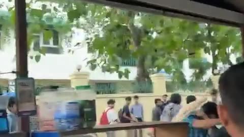 🇮🇳😱 Shocking Group Fight Erupts at Heritage Institute of Technology, Kolkata! 🚨