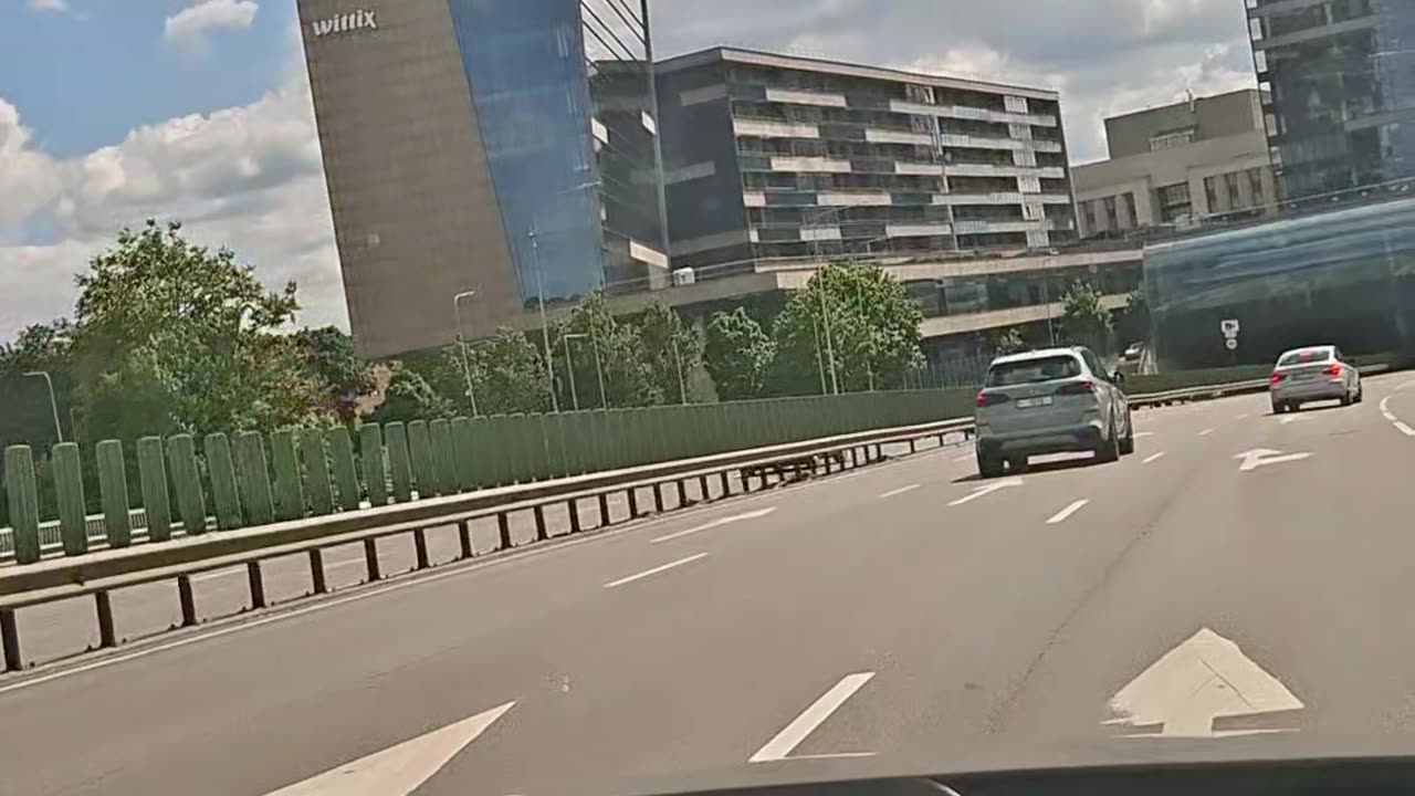 Vilnius Drive: Summer Sun, Tunnel & City Vibes! ☀️🚗