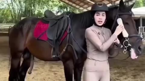 She better be careful 😂😂😂