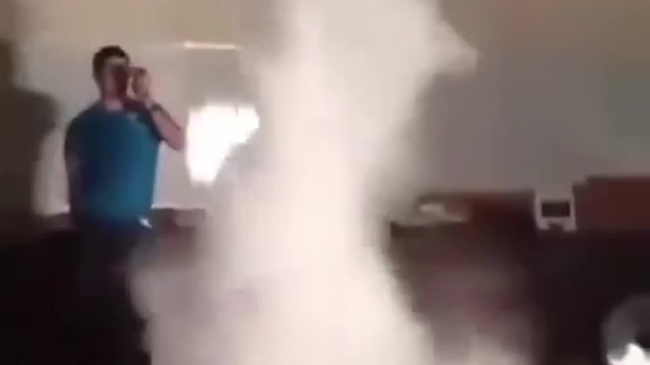 HomeMade Tornado by 2 - [ Weather Modification, IdőjárásBefolyásolás ]