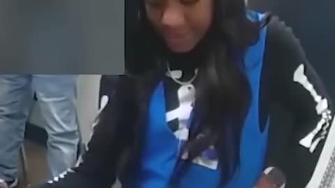 Walmart Worker SNAPS After Getting Busted #crime #police #bodycam