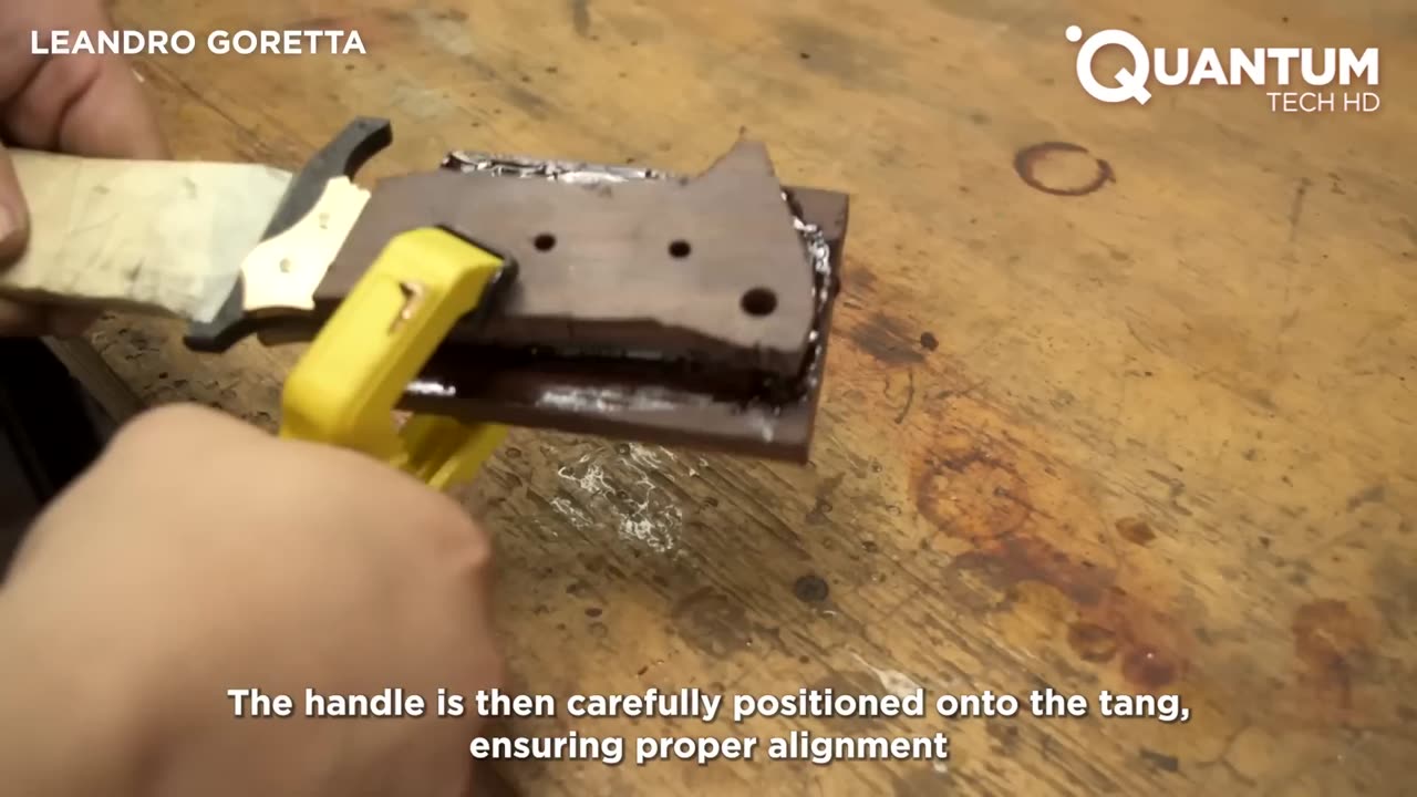Man Turns Rusty Leaf Spring into Amazing KNIFE Kukri Knife Start to Finish @LeandroGoretta