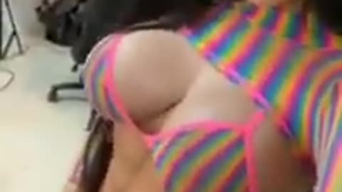 Big ass & Big Booty Tiktok Girls 🔥🤯ejdjjdj