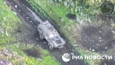 🛰️💥 Ukraine Russia War | Fiber-Optic Drones Destroy AFU Oncilla Near Kupyansk | RCF
