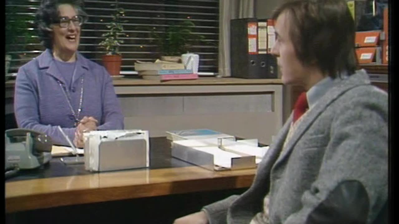 MIND YOUR LANGUAGE S01E12 - How's Your Father