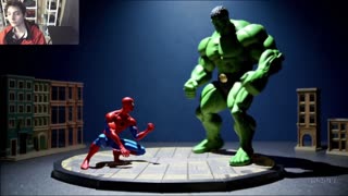 Spider-Man Action Figure VS The Hulk Action Figure In A Battle Fake Stop Motion Video