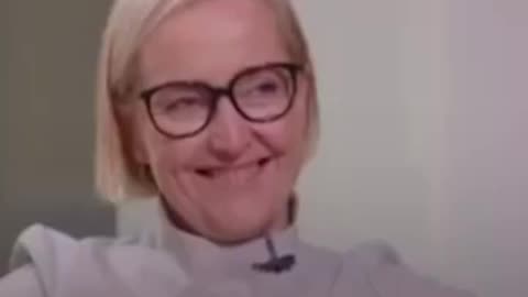 Ministra de Educación no supo responder cuánto es 8x4: la corcharon en vivo