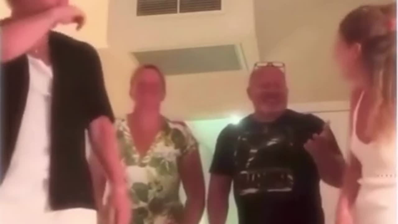 😂💰 Wait for the Hilarious Money Request! | FunFM