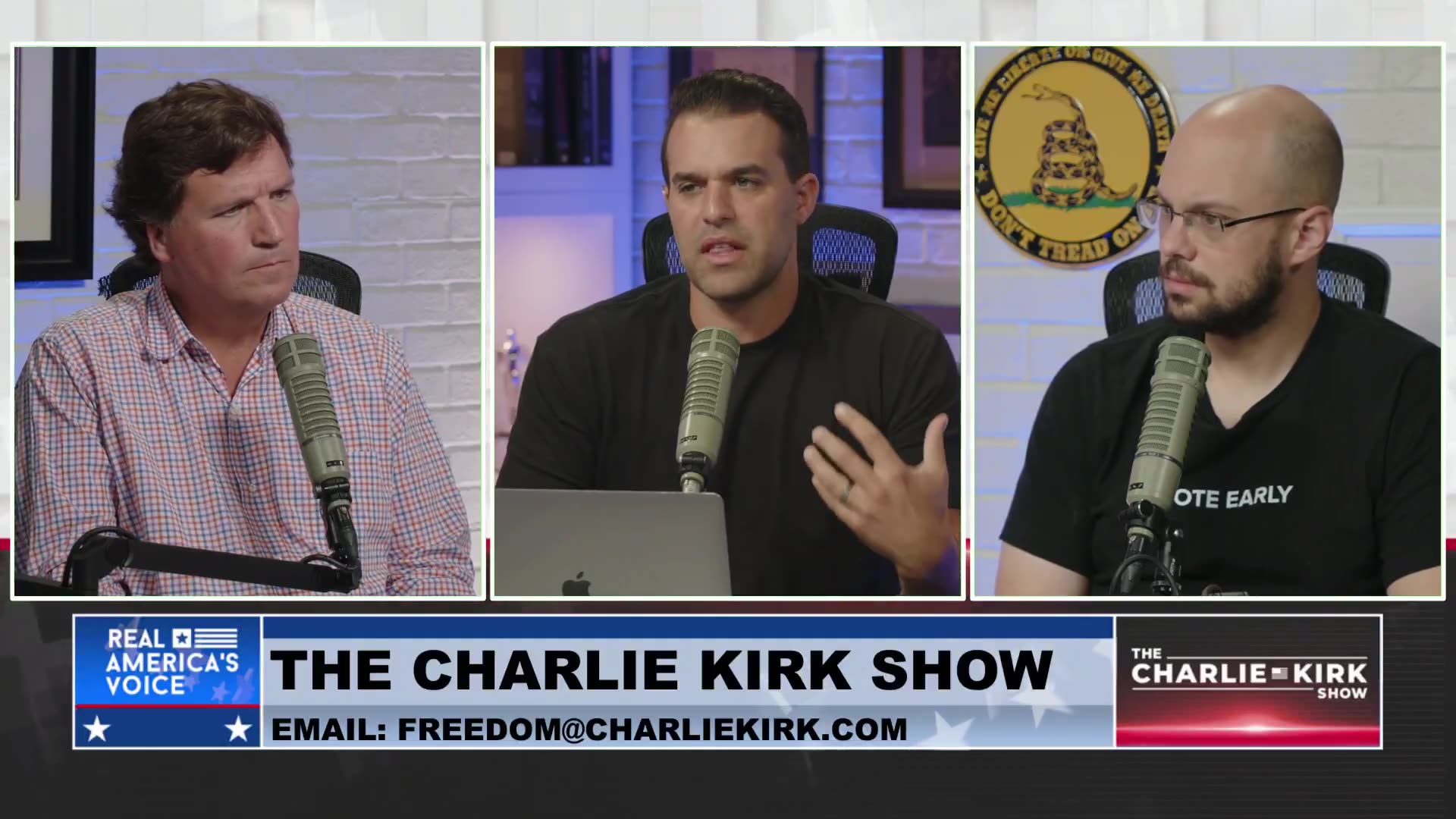 📌Tucker & addressed what happened with the SD cards after the assassination.