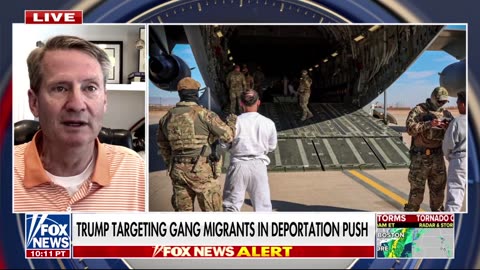 GOP Rep. Burchett slams federal judges for halting deportation flights