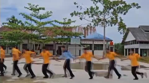 "A Goodbye Full of Memories: School Farewell Day"