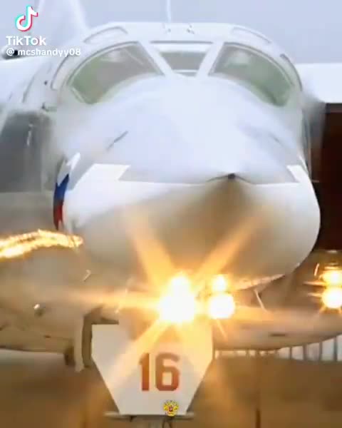 🇷🇺 ⚔️ 🇪🇺 ✈️ Russia, Olenya Air Base: 20% of bombers transferred