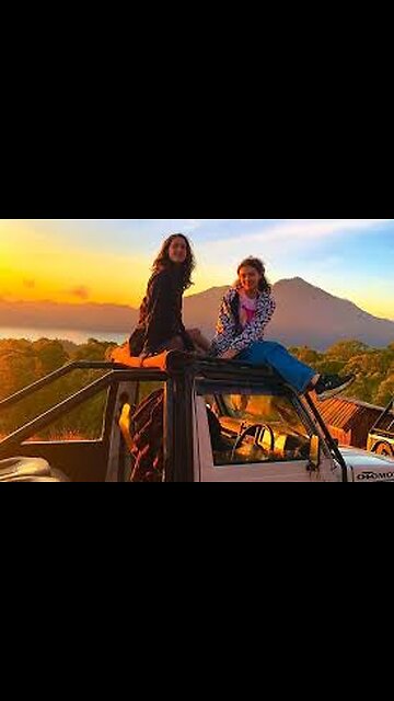 “🌄 Solo Journey: Sunrise & Sea of Clouds Adventure 🚗✨”